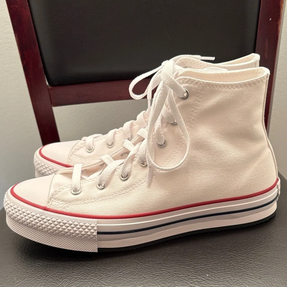 New Men’s Converse All Star Chuck Taylor White Canvas HighTops w/Red Trim Size 7 - Picture 4 of 6